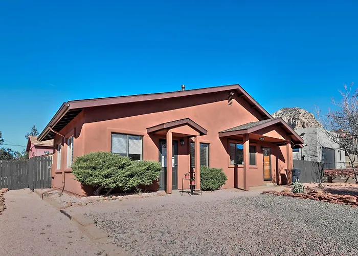 Red Rock Retreat Near Sedona's Trails *